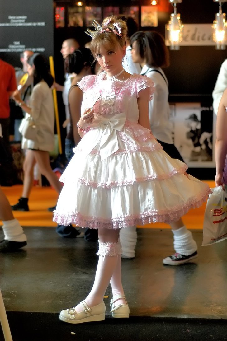 hime_lolita_by_guillaumes2.jpg
